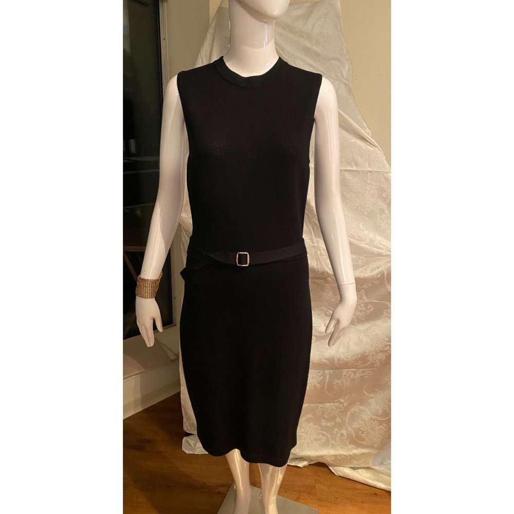 ST. JOHN COLLECTION KNIT SLEEVELESS DRESS  (6) EUC